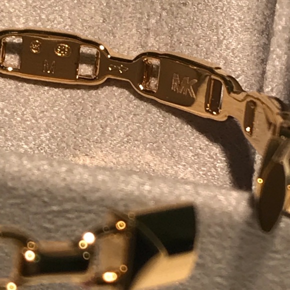 🎁 NWT $225 MICHAEL KORS Mercer Link 14K Gold Cuff - Picture 4 of 8
